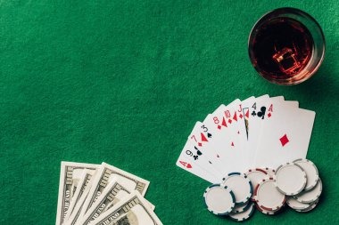 seniorbet88 mobile app interface showing football betting and live casino options